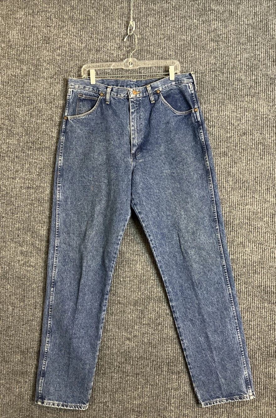 Vintage Wrangler Mens Jeans Size 36 Blue Medium Wash Cowboy Rodeo Made In USA
